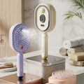 Cepillo de vapor AuraMist con nano-vapor para hidratar el cabello, ambiente spa con toallas y plantas